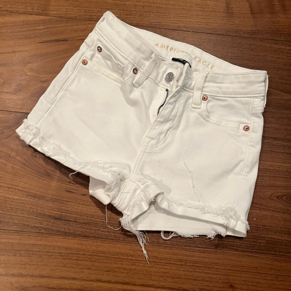 American Eagle Outfitters White Stretch Denim Perfect Shortie